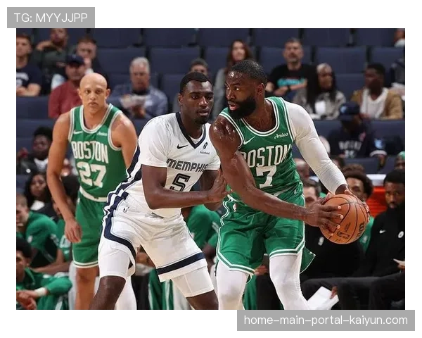 凯尔特人首发阵容净效率值下滑 卫冕冠军面临调整挑战 凯尔特人首发阵容净效率值下滑 卫冕冠军面临调整挑战