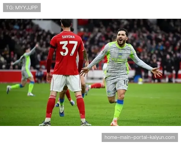 曼城客场三球完胜切尔西 谢尔基两助攻展现组织才华 曼城客场三球完胜切尔西 谢尔基两助攻展现组织才华